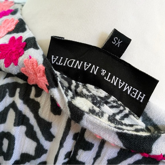 Hemant & Nandita black white pink print lace up v-neck wide sleeve maxi dress - Picture 8 of 12